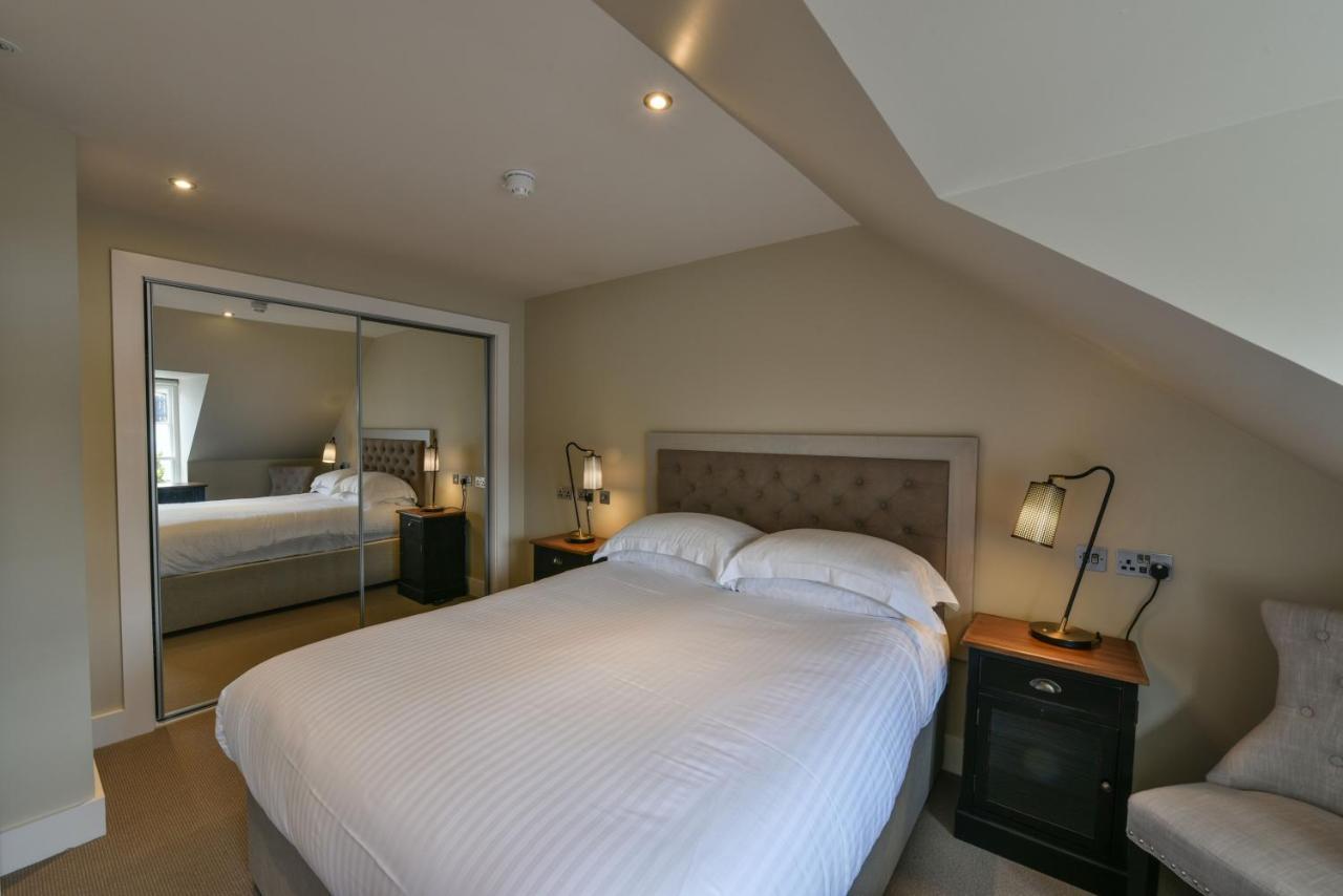 The Seafield Arms Hotel Cullen - Self Catering Экстерьер фото