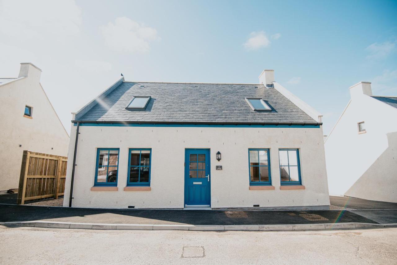 The Seafield Arms Hotel Cullen - Self Catering Экстерьер фото